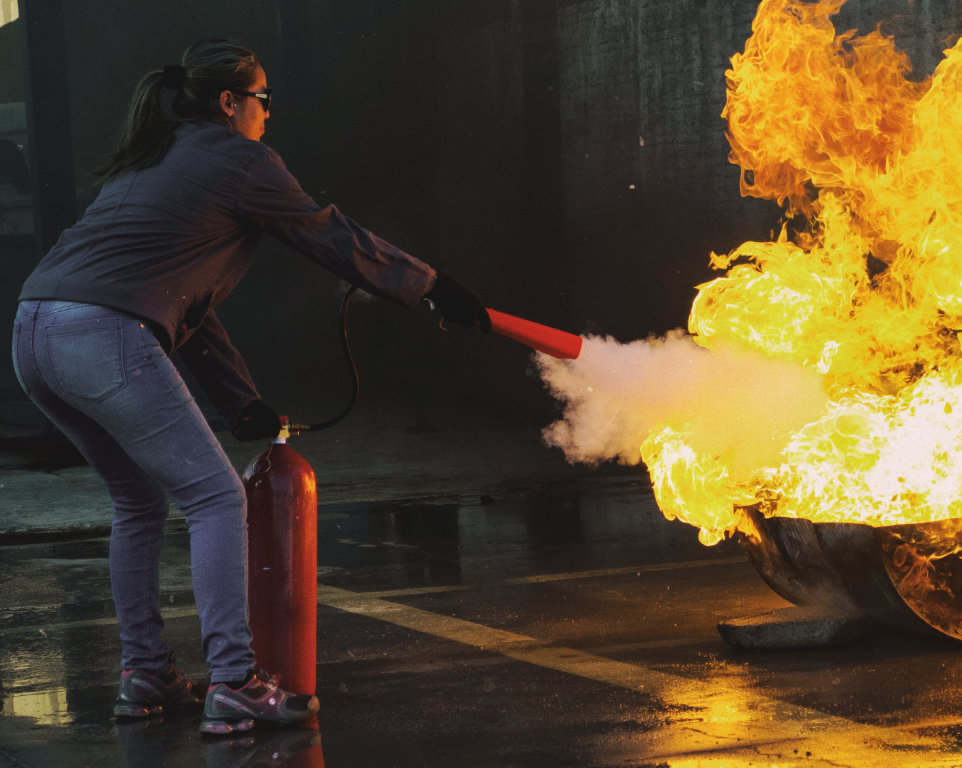 Manipulation extincteurs